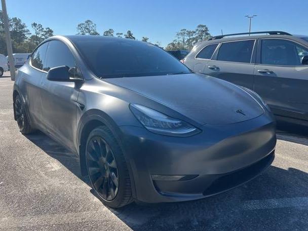 TESLA MODEL Y 2020 5YJYGDEE5LF038064 image